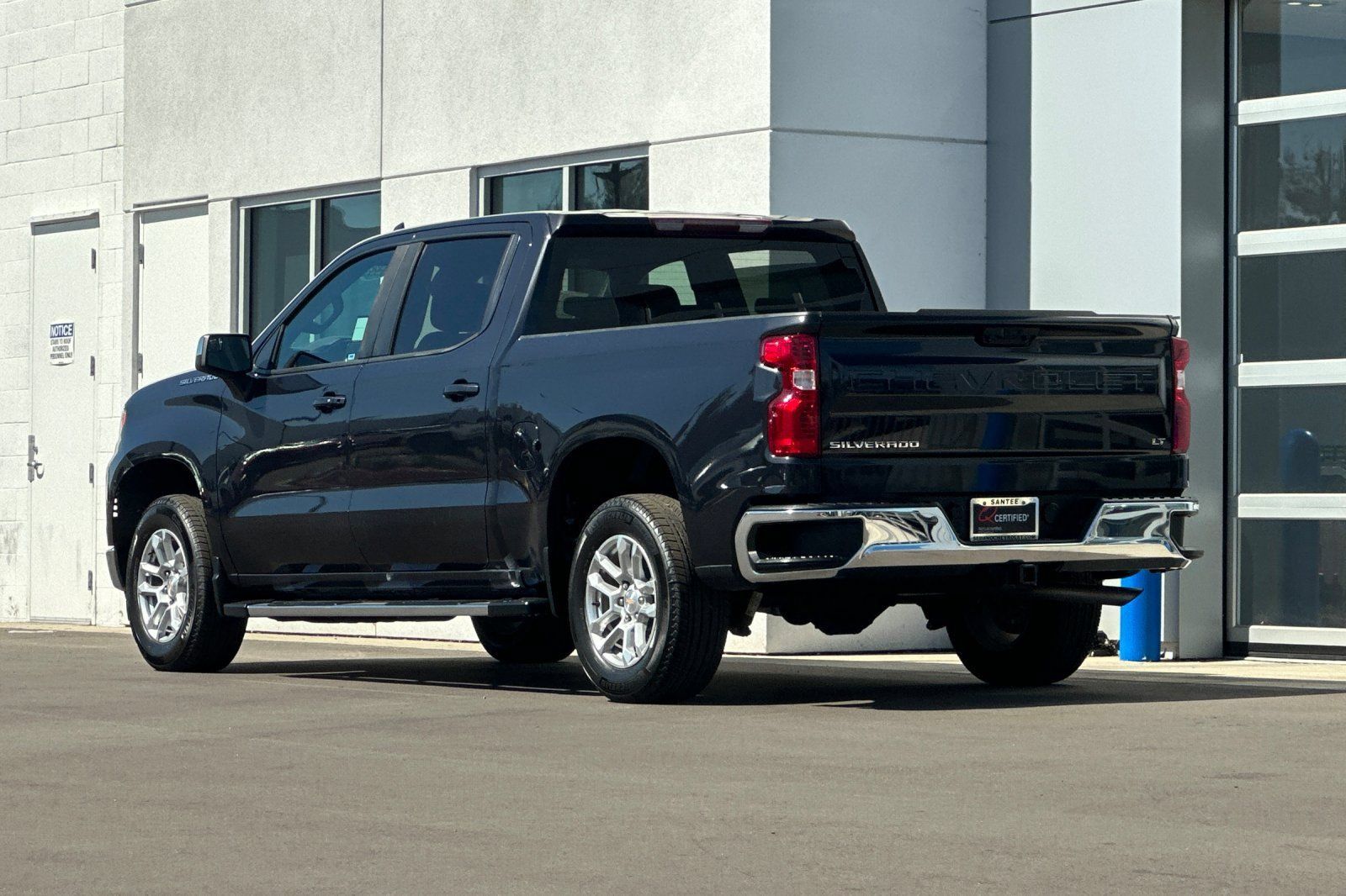 Used 2023 Chevrolet Silverado 1500 LT RWD image 6