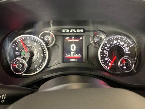 Used 2022 RAM 1500 Big Horn AWD/4WD image 24