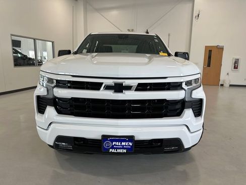 Used 2023 Chevrolet Silverado 1500 RST AWD/4WD image 3