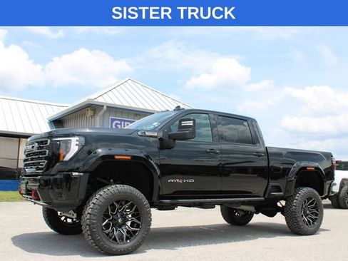 Used 2026 GMC Sierra 2500 AT4 w/ AT4 Premium Plus Package AWD/4WD image 6