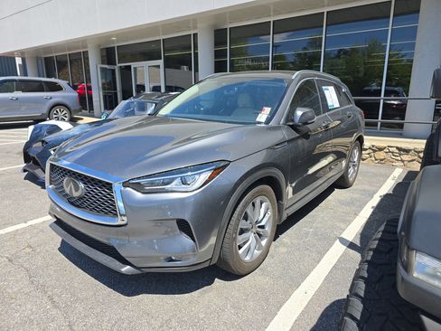 Used 2022 INFINITI QX50 Luxe FWD image 4