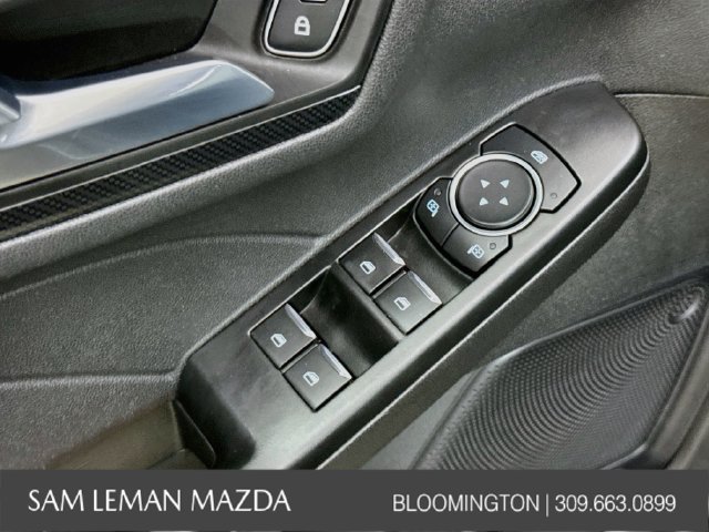 Used 2025 Ford Escape ST-Line AWD/4WD image 18