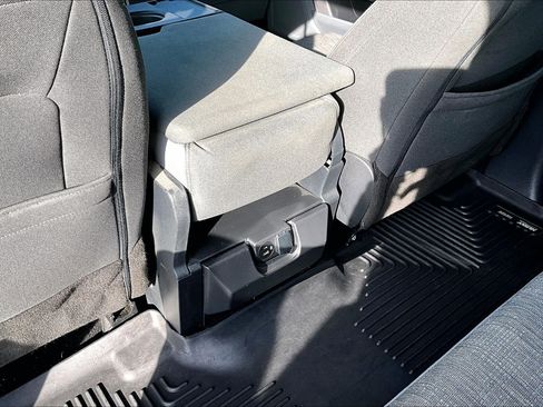 Used 2023 Ford F150 XLT image 11