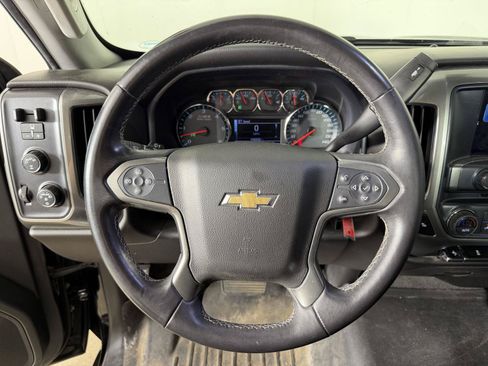 Used 2018 Chevrolet Silverado 1500 LT w/ All Star Edition AWD/4WD image 4