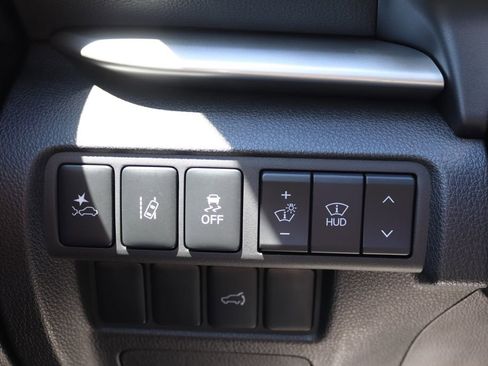 Used 2025 Mitsubishi Eclipse Cross SEL AWD/4WD image 31