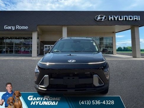 Certified 2024 Hyundai Kona SEL AWD/4WD image 3