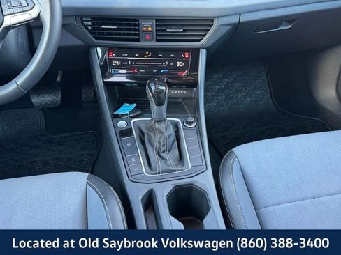 Certified 2025 Volkswagen Jetta SE image 15