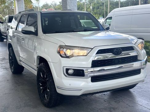 Used 2017 Toyota 4Runner Limited RWD image 10