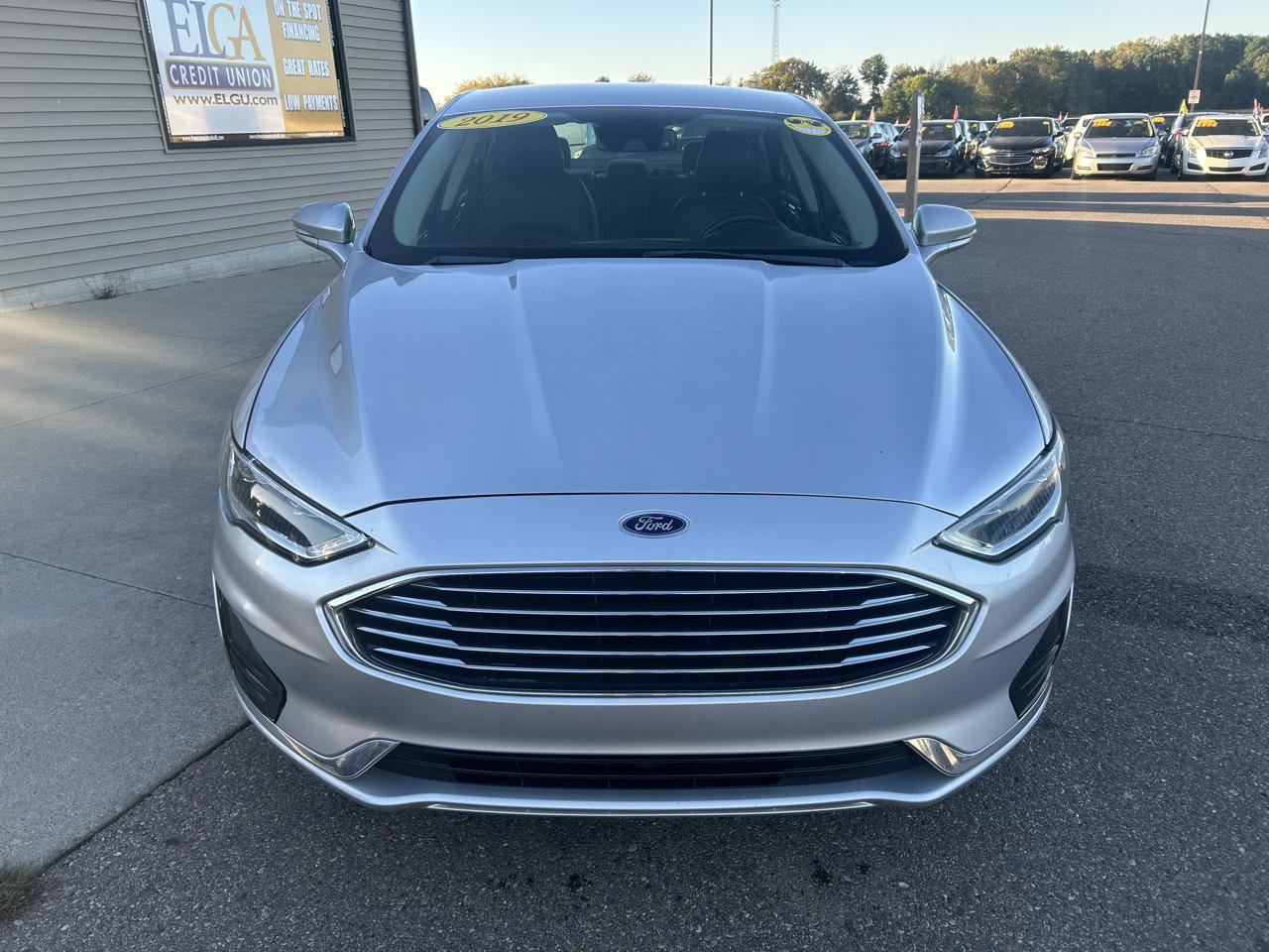 Used 2019 Ford Fusion SEL FWD image 2