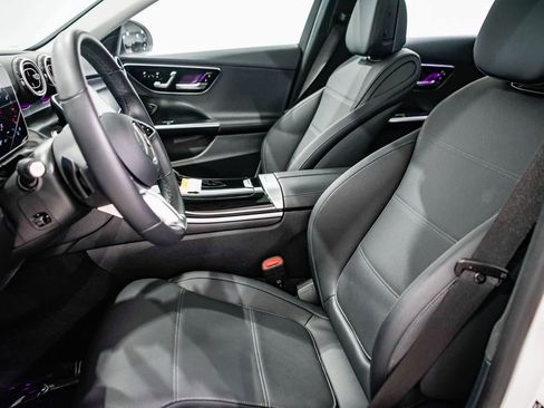 Used 2025 Mercedes-Benz C 300 Sedan image 17