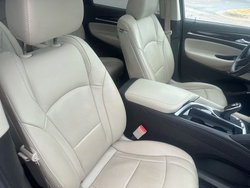 Used 2020 Buick Enclave Essence w/ Sound and Sites Package FWD image 16