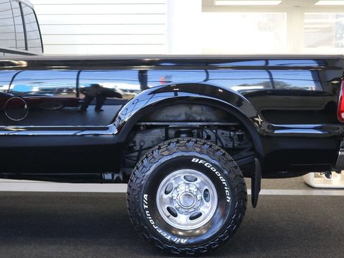 Used 2001 Ford F250 XLT image 56