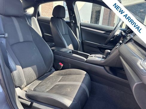 Used 2019 Honda Civic Sport image 10