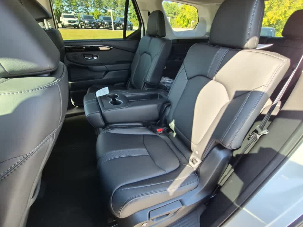 New 2026 Honda Pilot EX-L image 8