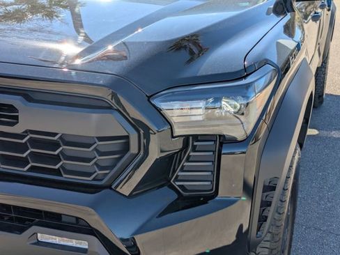 Used 2026 Toyota Tacoma TRD Off-Road image 11