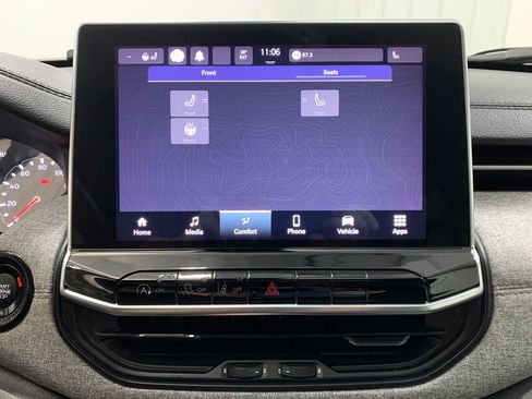 Used 2022 Jeep Compass Latitude image 7