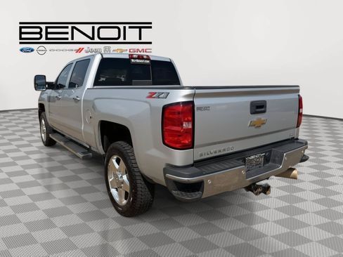 Used 2019 Chevrolet Silverado 2500 LTZ w/ Duramax Plus Package AWD/4WD image 3