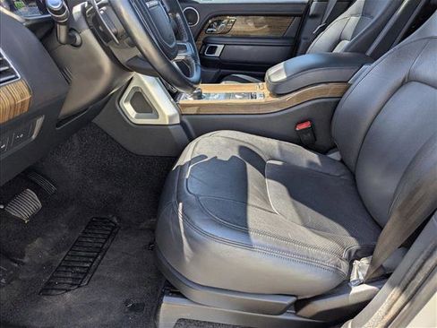 Used 2018 Land Rover Range Rover HSE AWD/4WD image 16