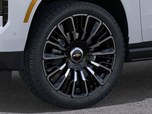 New 2026 Chevrolet Tahoe High Country AWD/4WD image 33