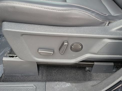 Used 2025 Ford Bronco Outer Banks AWD/4WD image 22