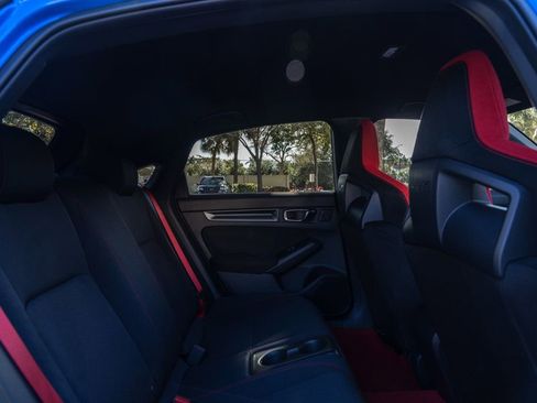 Used 2025 Honda Civic Type R image 25