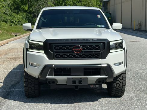 Certified 2023 Nissan Frontier PRO-4X w/ Technology Package AWD/4WD image 3