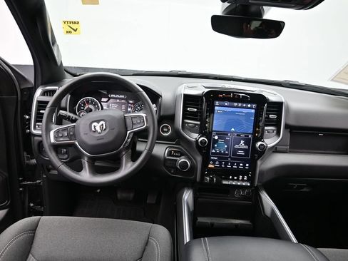 Used 2024 RAM 1500 Big Horn RWD image 21
