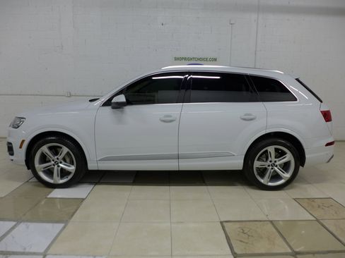 Used 2019 Audi Q7 3.0T Prestige image 6