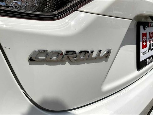 Used 2022 Toyota Corolla L image 28
