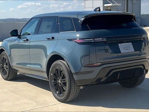 New 2026 Land Rover Range Rover Evoque Dynamic SE image 3