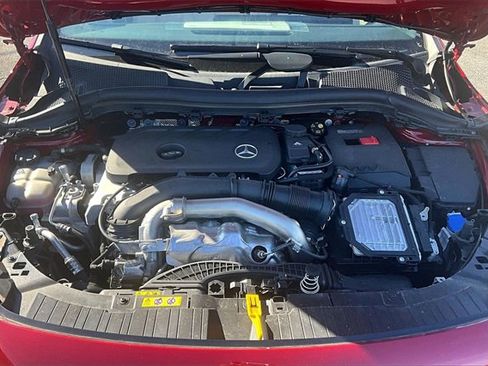 New 2025 Mercedes-Benz GLA 250 GLA 250 image 9