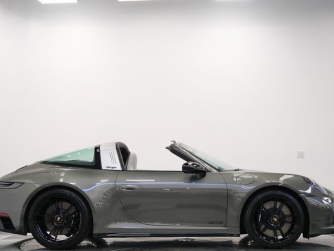 Used 2022 Porsche 911 Targa 4 GTS image 59