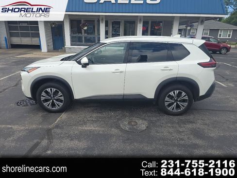 Used 2021 Nissan Rogue SV AWD/4WD image 1