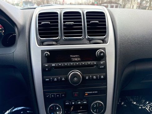 Used 2012 GMC Acadia SLT image 26