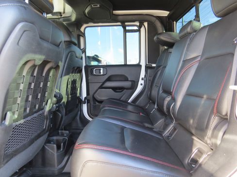 Used 2020 Jeep Gladiator Rubicon image 15