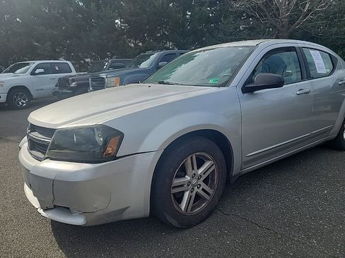 Used 2008 Dodge Avenger SXT image 2