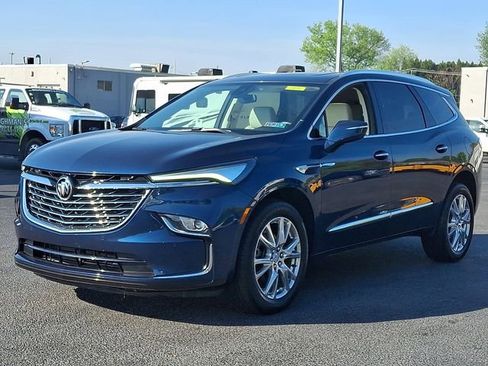 Certified 2023 Buick Enclave Essence w/ Experience Buick Package AWD/4WD image 6