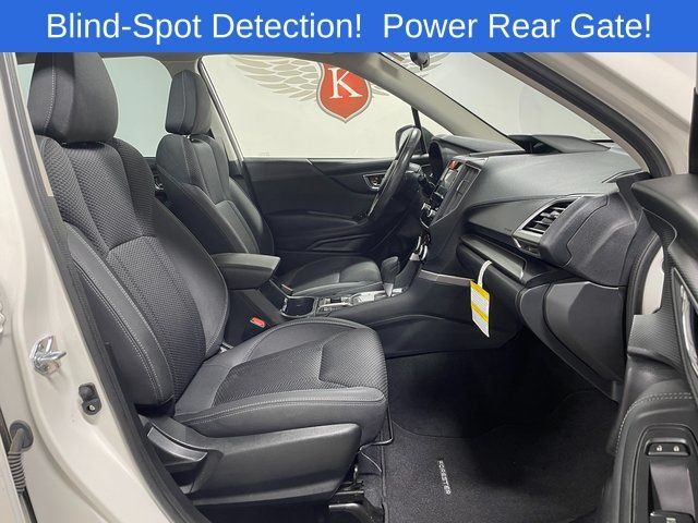 Used 2023 Subaru Forester Premium AWD/4WD image 23