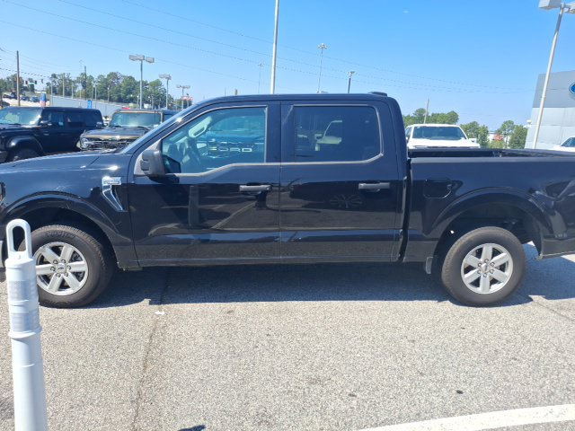Used 2025 Ford F150 XLT RWD image 6