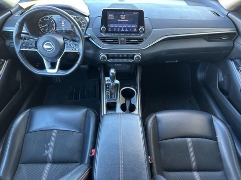 Used 2024 Nissan Altima 2.5 SR image 12