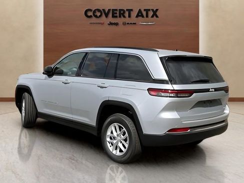 New 2025 Jeep Grand Cherokee Laredo X w/ Luxury Tech Group I image 3