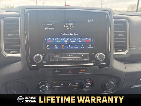 Certified 2024 Nissan Frontier SV w/ Technology Package image 16