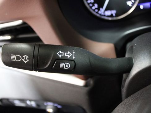 Used 2020 Buick Enclave Avenir w/ Avenir Technology Package image 39