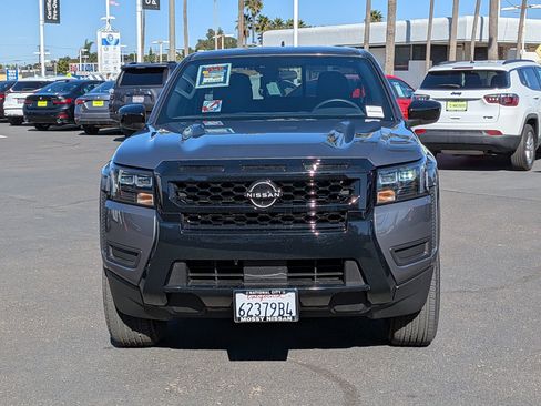 Used 2026 Nissan Frontier SV w/ Tow Package image 4