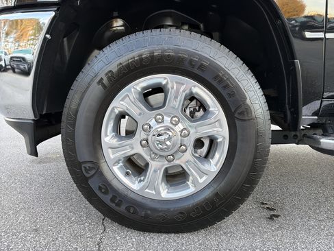 Used 2024 RAM 2500 Big Horn w/ Bed Utility Group image 12