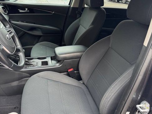 Used 2020 Kia Sorento S AWD/4WD image 18