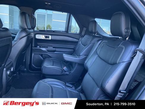Used 2020 Ford Explorer ST w/ ST Street Pack AWD/4WD image 9
