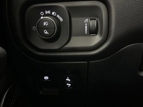 New 2026 RAM 1500 4x4 Crew Cab image 24