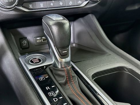 Certified 2024 Nissan Sentra SR FWD image 10