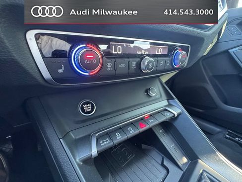 Used 2023 Audi Q3 2.0T Premium Plus w/ Premium Plus Package AWD/4WD image 17